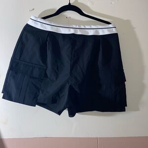 Black & White short work slacks